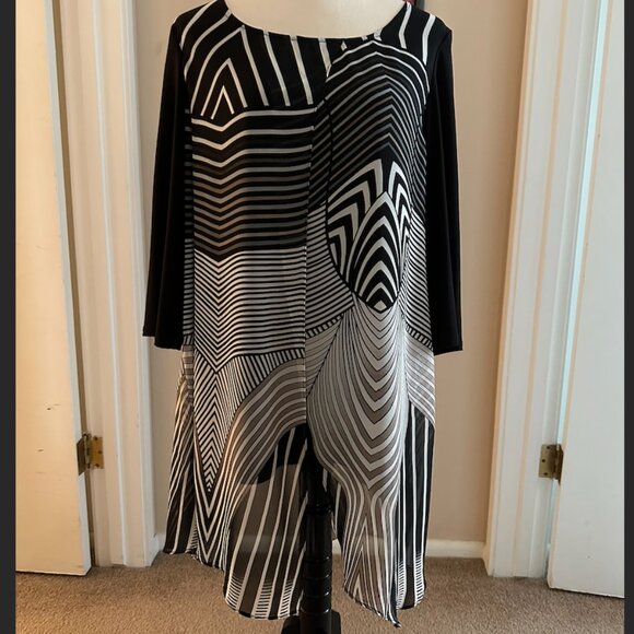 IC by Connie K Black and White Striped Tunic - Picture 1 of 3